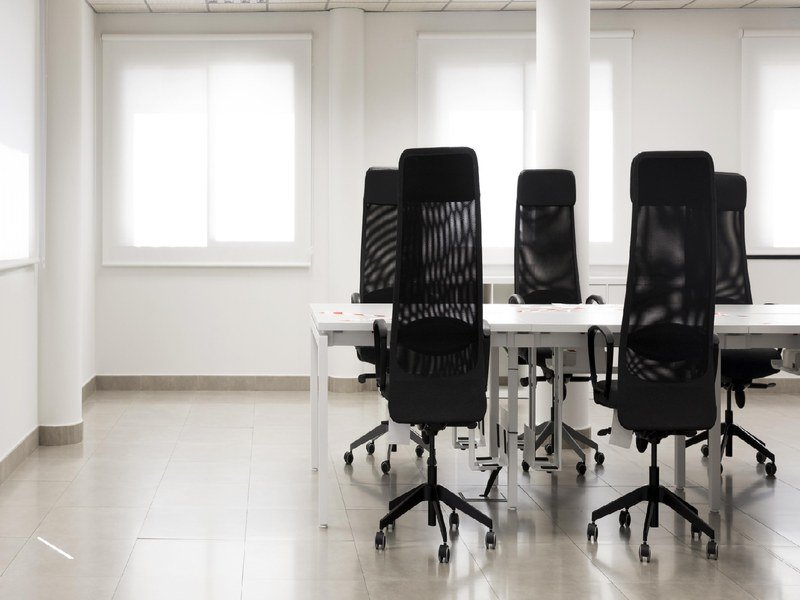 Commercial office wallpaper integrated with modern boardrooms in Chennai
